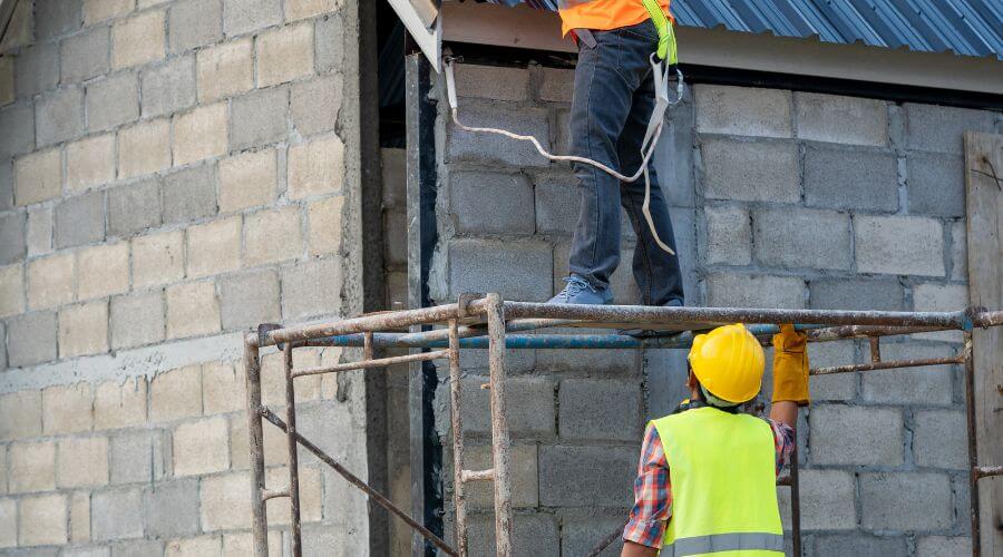 Expert Emergency Roof Repairs services in Emerald Isle, NC